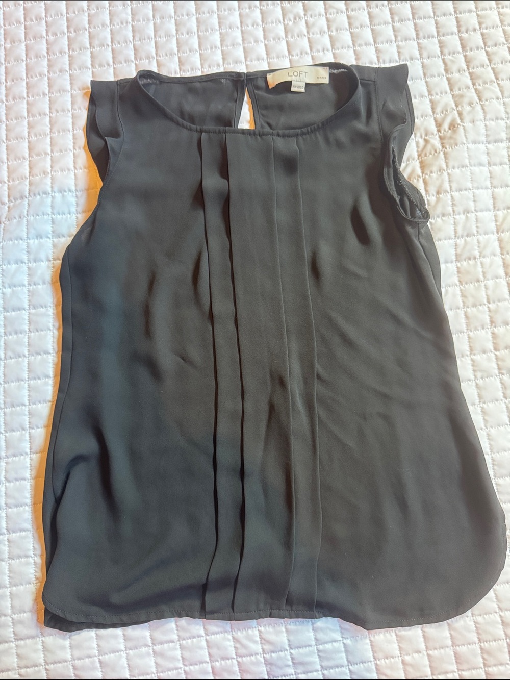Loft XSP polyester blouse, great condition.